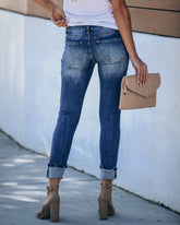 Universal Mid Rise Distressed Skinny - Dunkle Waschung